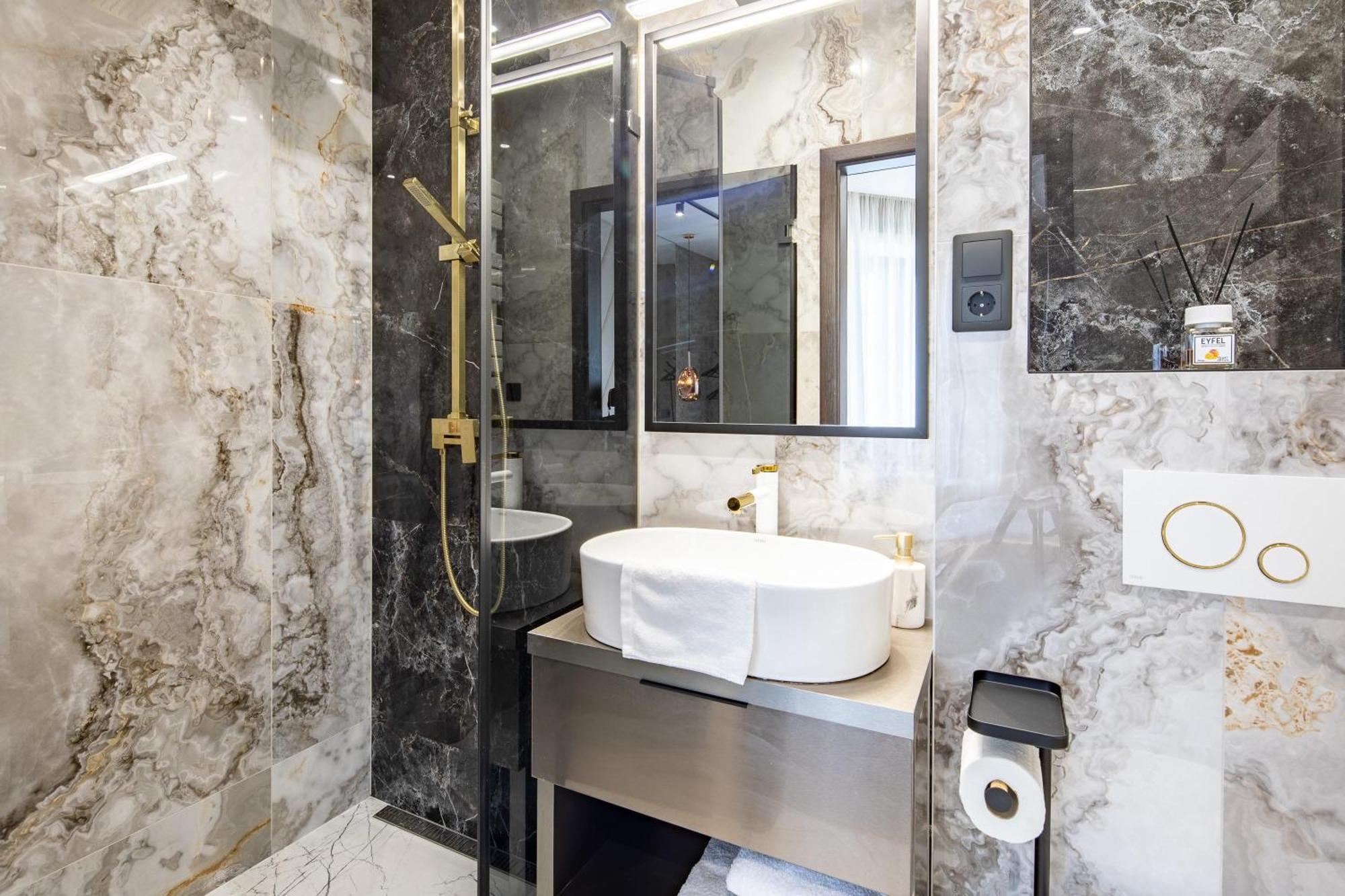 Ultra Central Luxury Budapeszt Zewnętrze zdjęcie